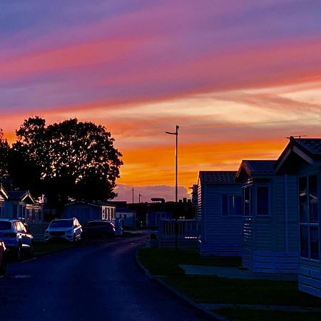 Shorefield Country Park, Where The New Forest Meets The Sea Hotel Milford on Sea Buitenkant foto